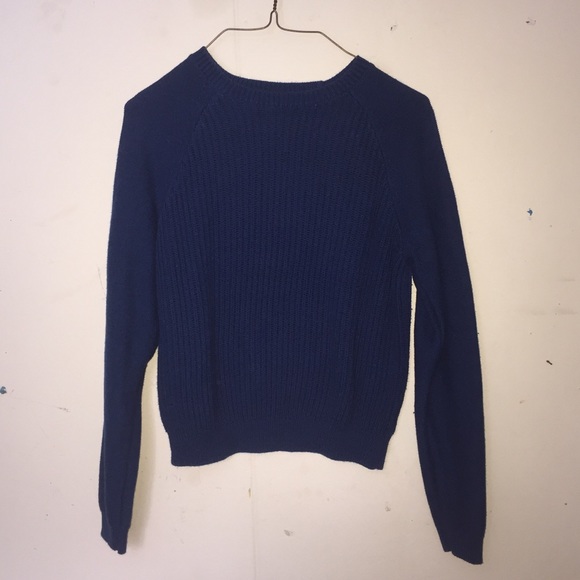 Sweater - Picture 1 of 1